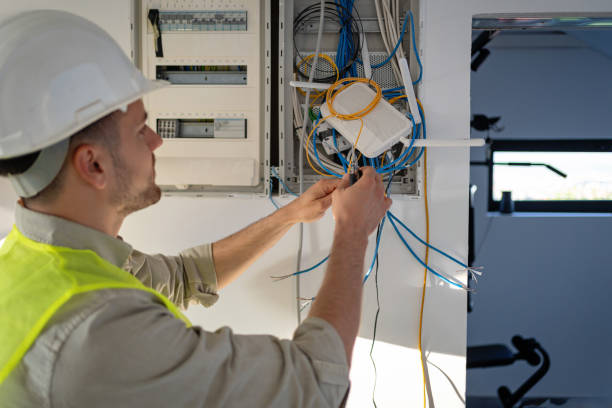 Best Electrical Contractors for Businesses  in Akron, IA